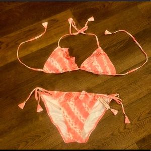 NWT VS ruffle coral bikini set